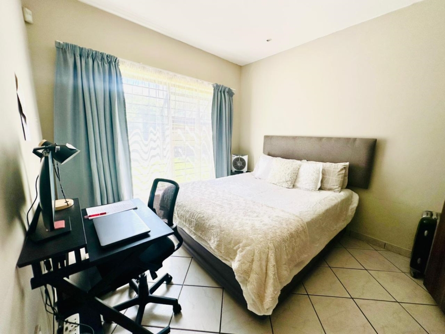 3 Bedroom Property for Sale in Gateway Manor North West